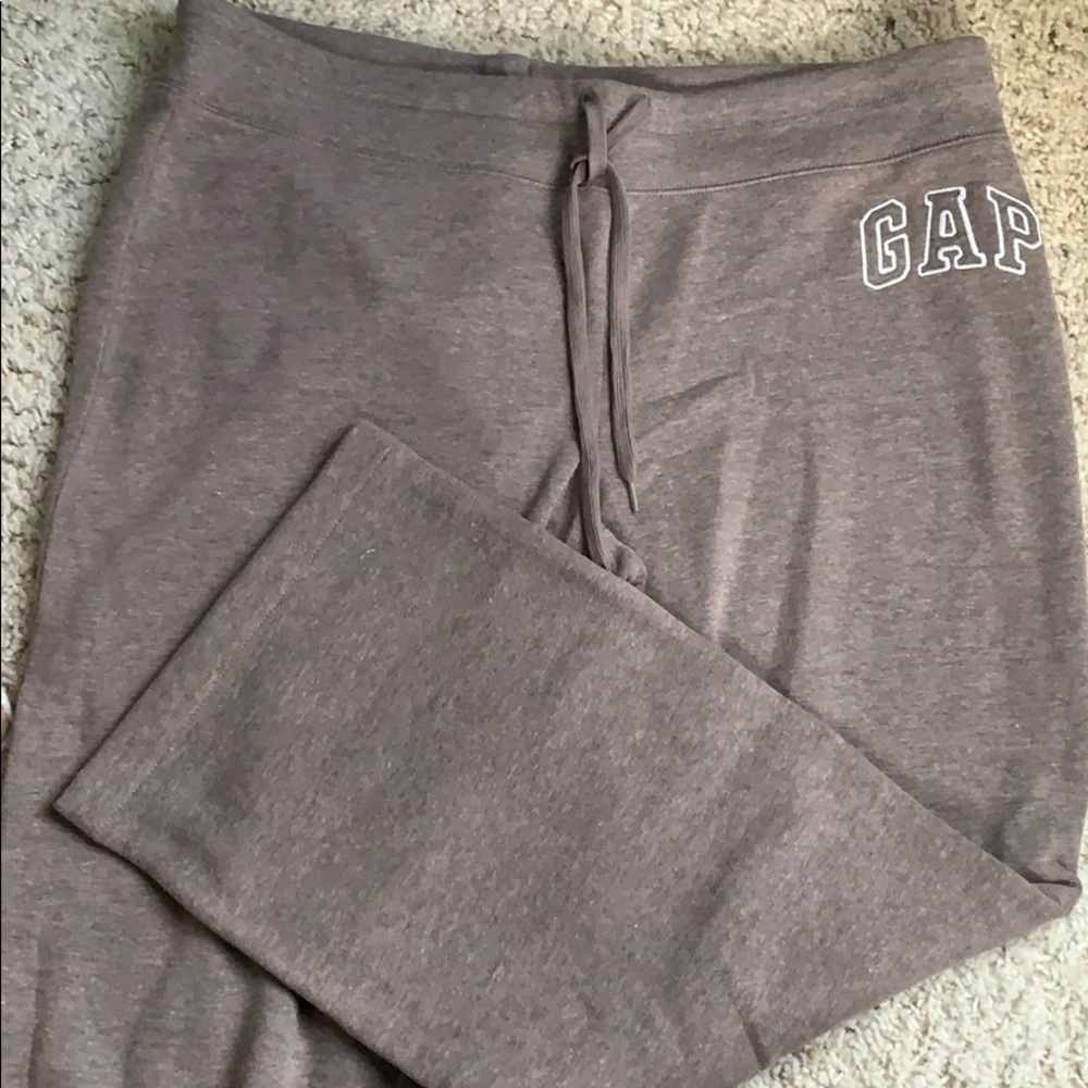 Gap sweatpants